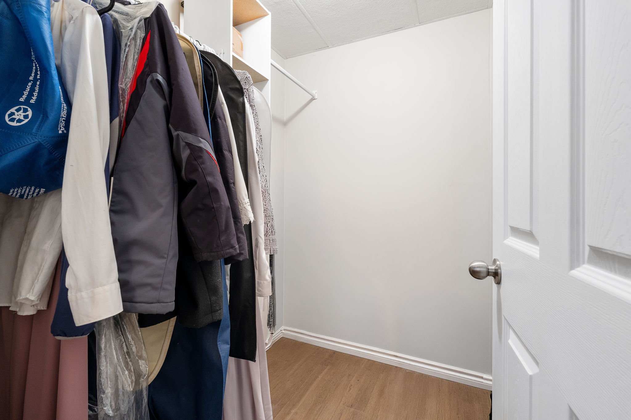 94 Branson Crescent - Interior-24