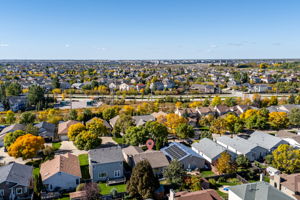 94 Branson Crescent - Exterior-13