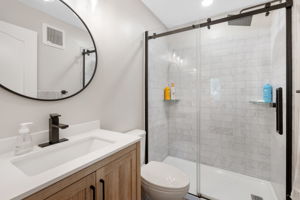 94 Branson Crescent - Interior-17