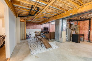 94 Branson Crescent - Interior-25