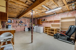 94 Branson Crescent - Interior-27