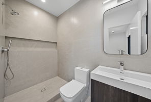  Photo 42