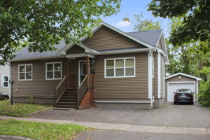  Photo 0