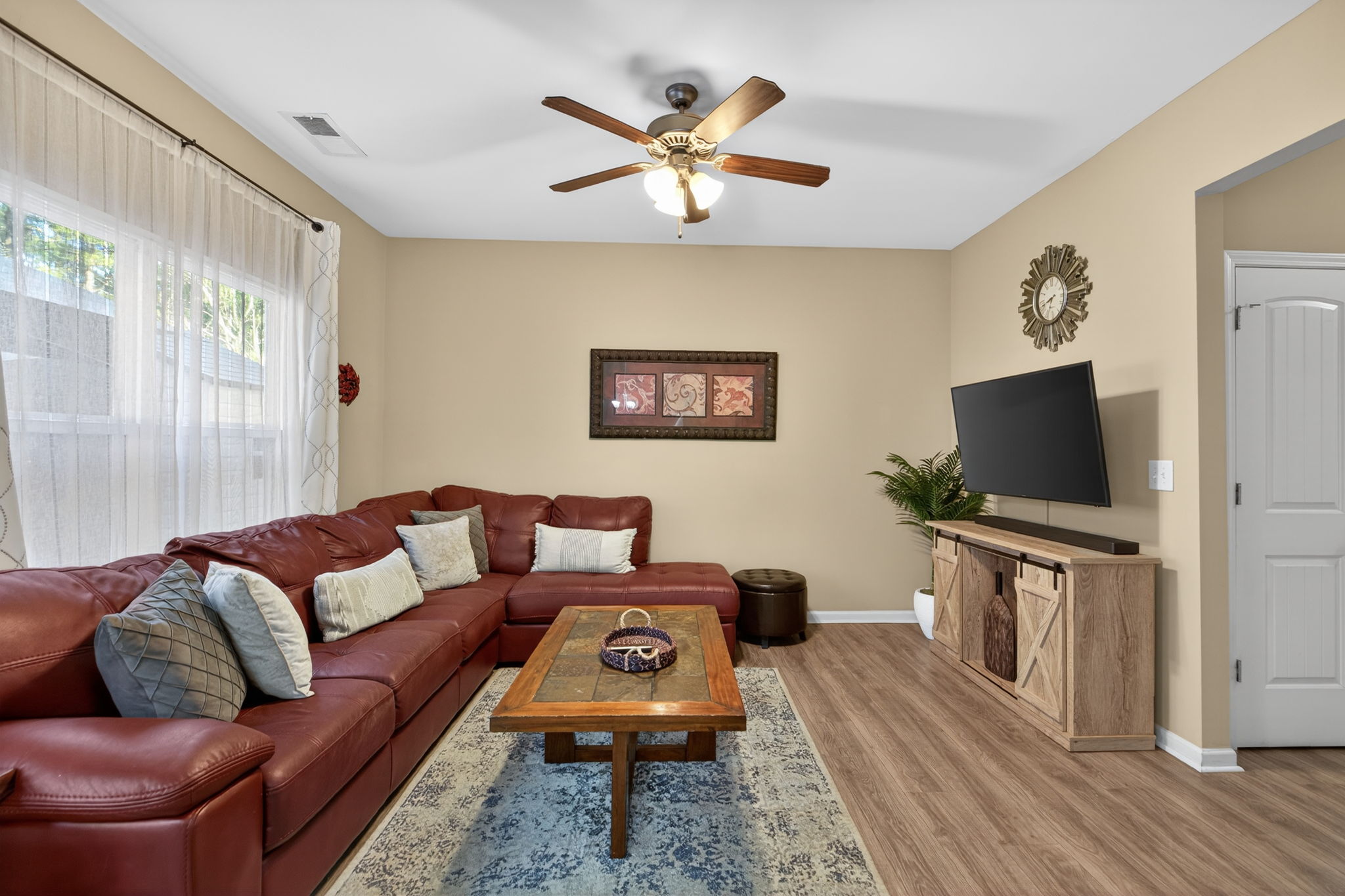 mppmedia94hillcrestcir08