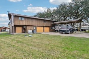 Lakeview Dr-S2101-005.jpg