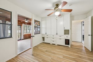 Lakeview Dr-S2101-018.jpg