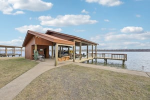 Lakeview Dr-S2101-052.jpg