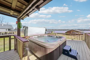 Lakeview Dr-S2101-055.jpg