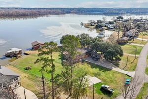 Lakeview Dr-S2101-066.jpg