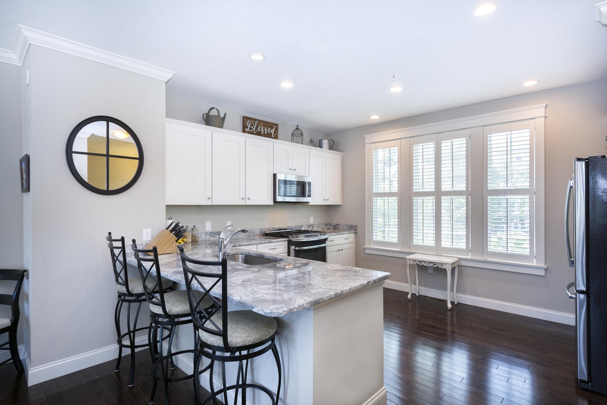  94 Parkview St, Weymouth, MA 02190, US Photo 10