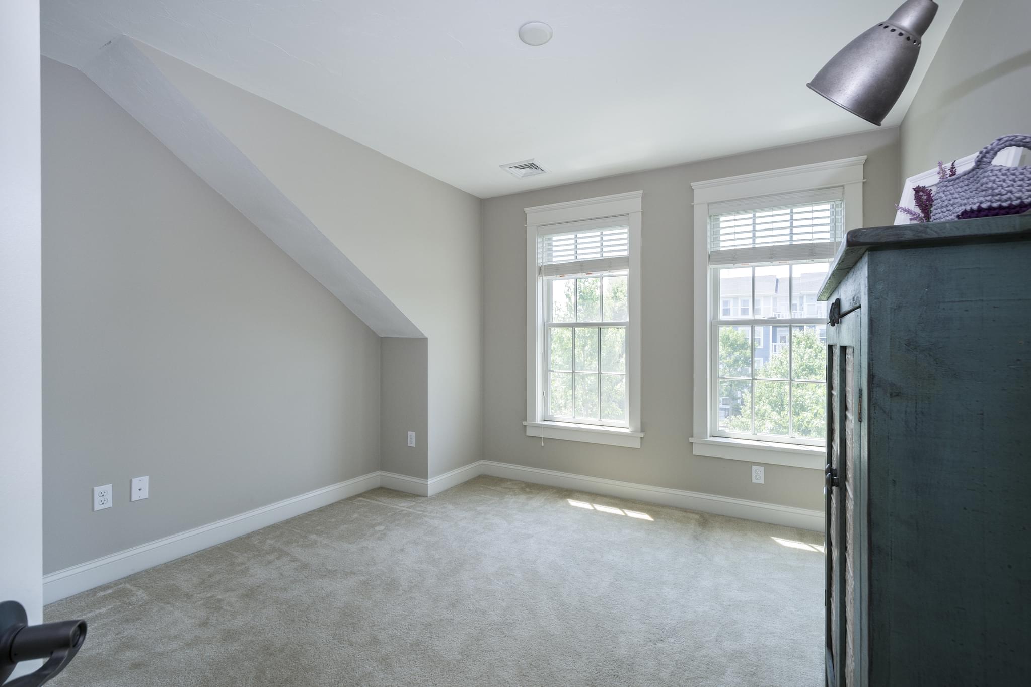  94 Parkview St, Weymouth, MA 02190, US Photo 26