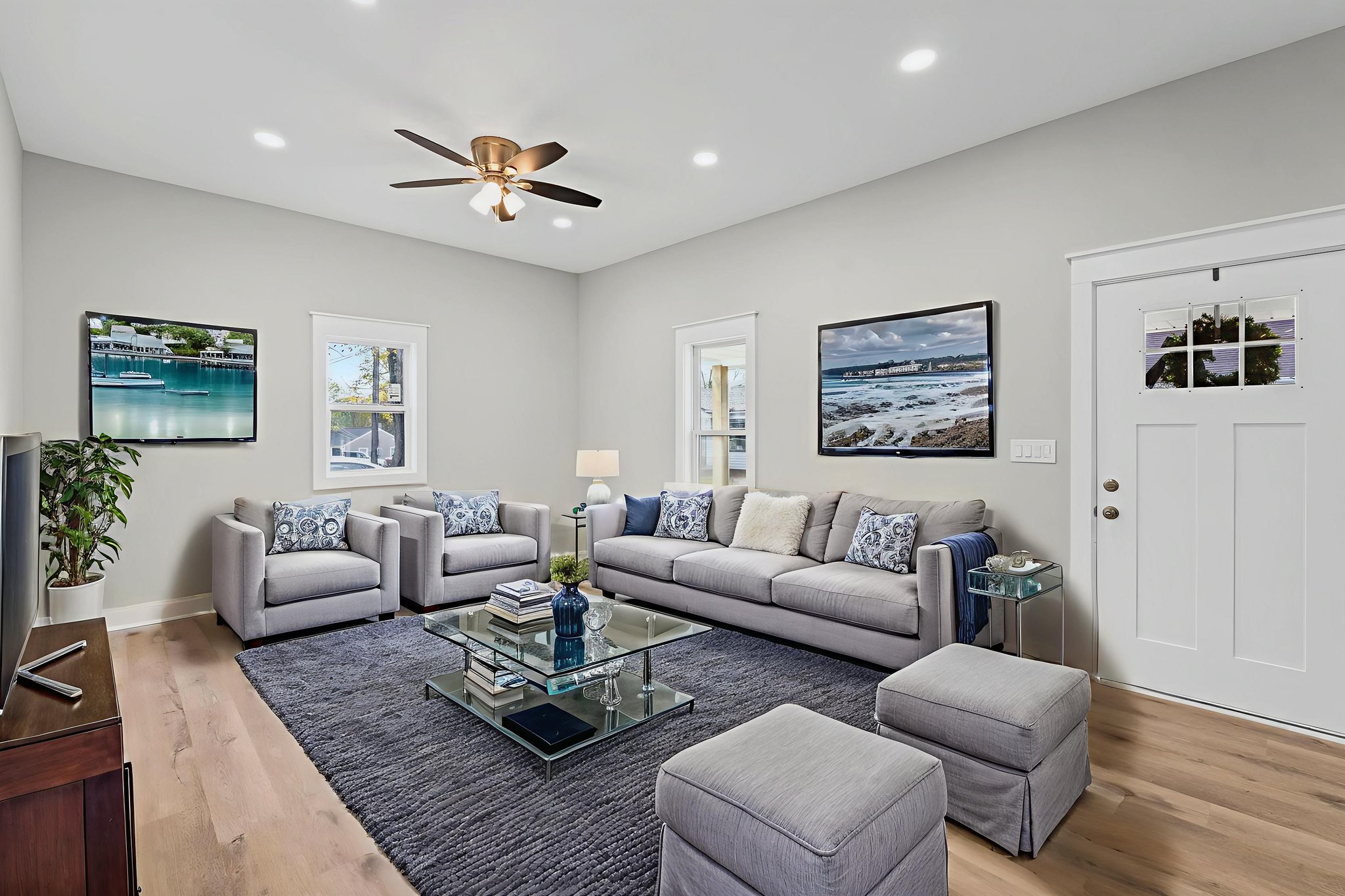 EID00566_print virtually staged.jpeg