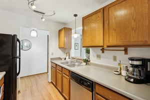 Acewood Blvd-S3007-017.jpg