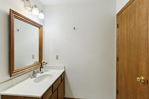 Acewood Blvd-S3007-029.jpg