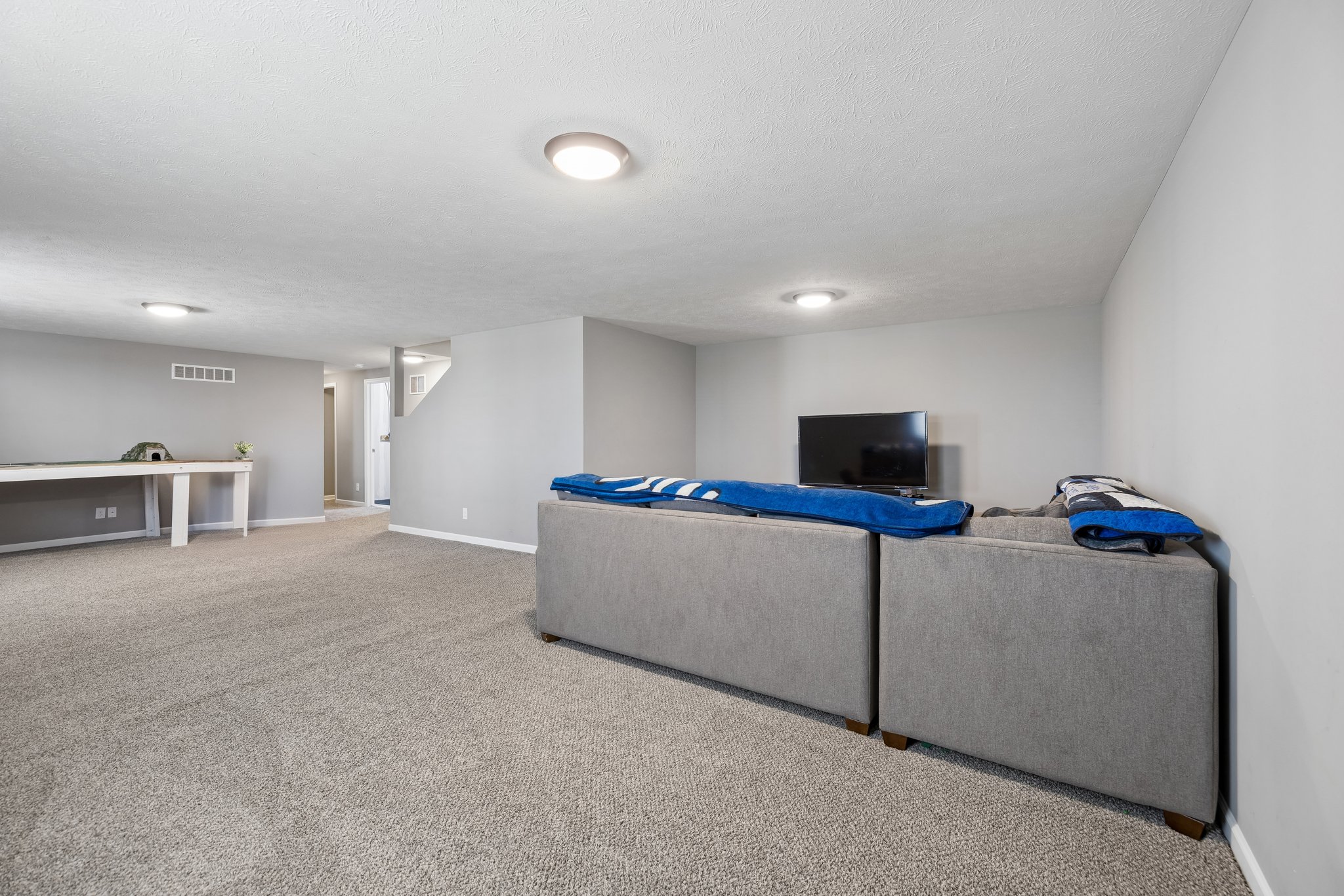 9131 - 940 Kooser Dr_025.jpg