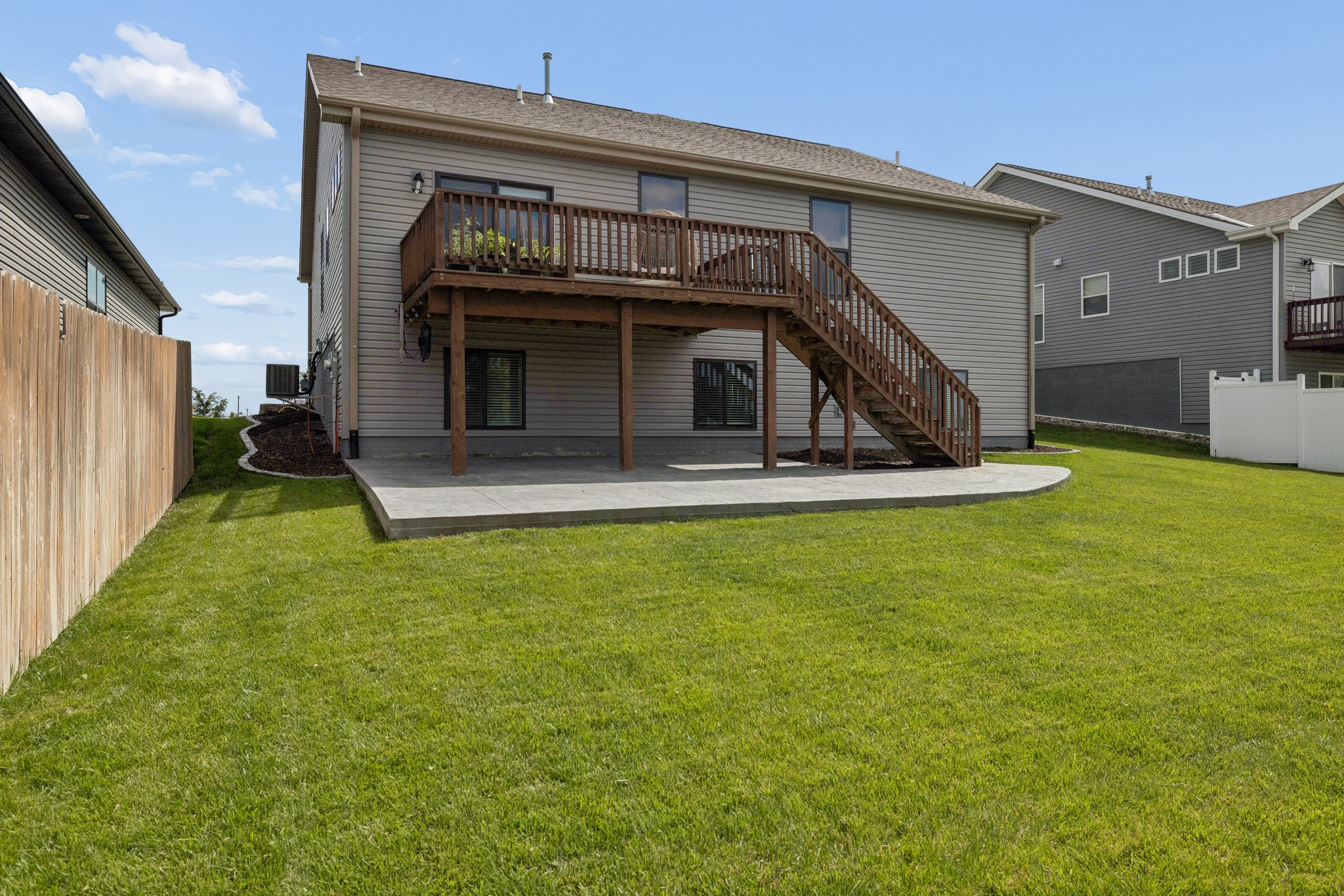9131 - 940 Kooser Dr_033.jpg