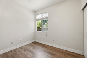 023_F8_9400 Trolio Way
