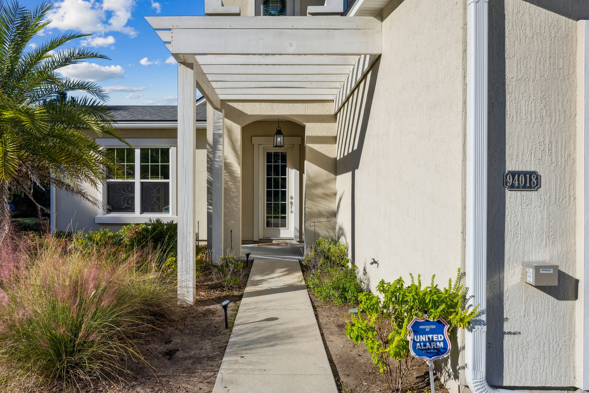 Front Entry Detail