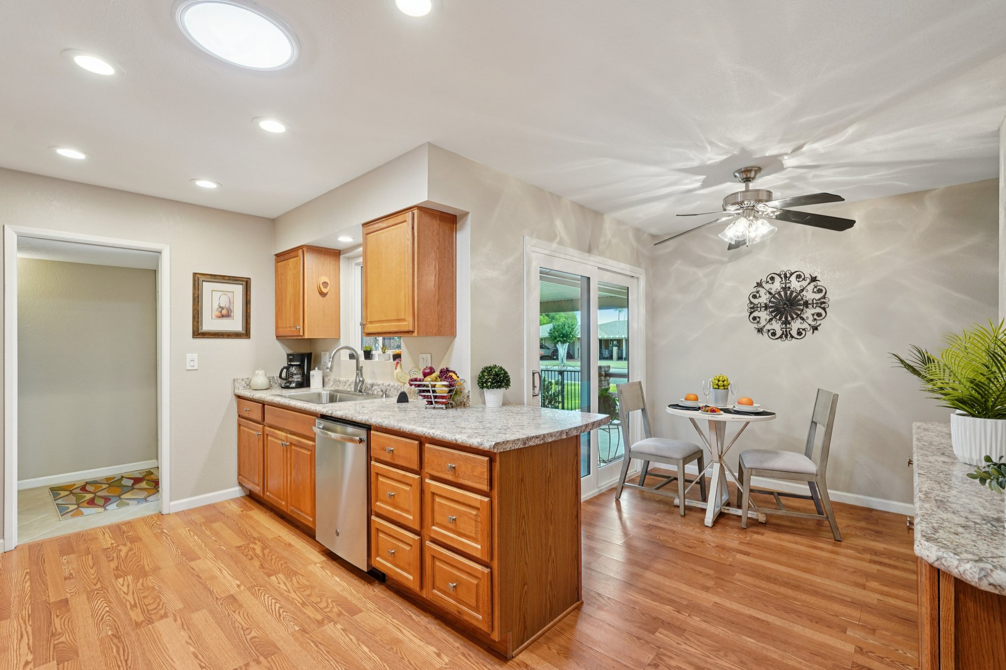 N 109th Dr-S1611-019.jpg