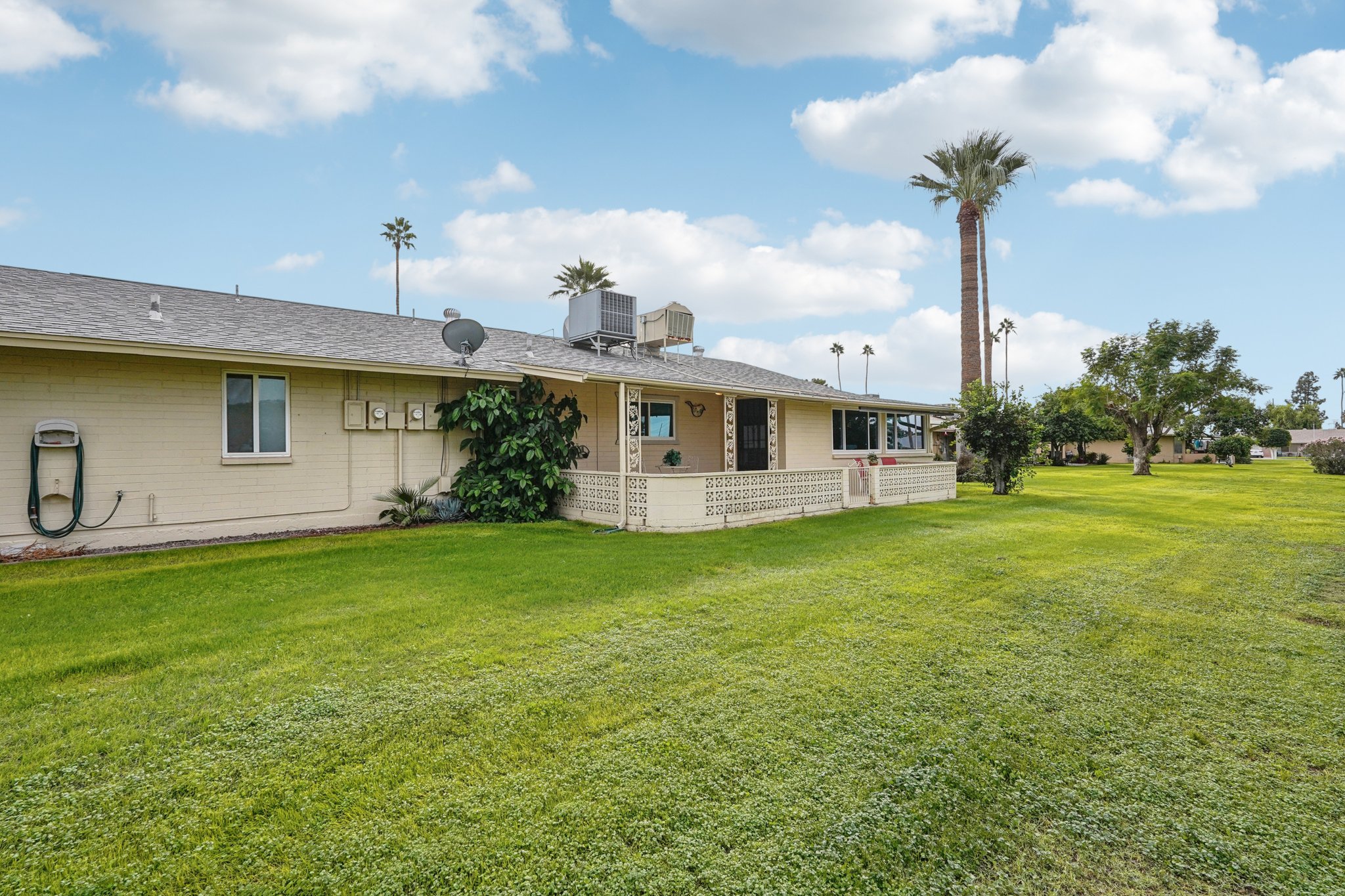 N 109th Dr-S1611-054.jpg