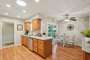 N 109th Dr-S1611-019.jpg