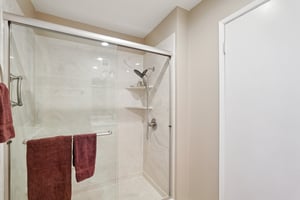 N 109th Dr-S1611-035.jpg