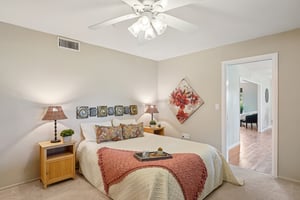 N 109th Dr-S1611-042.jpg