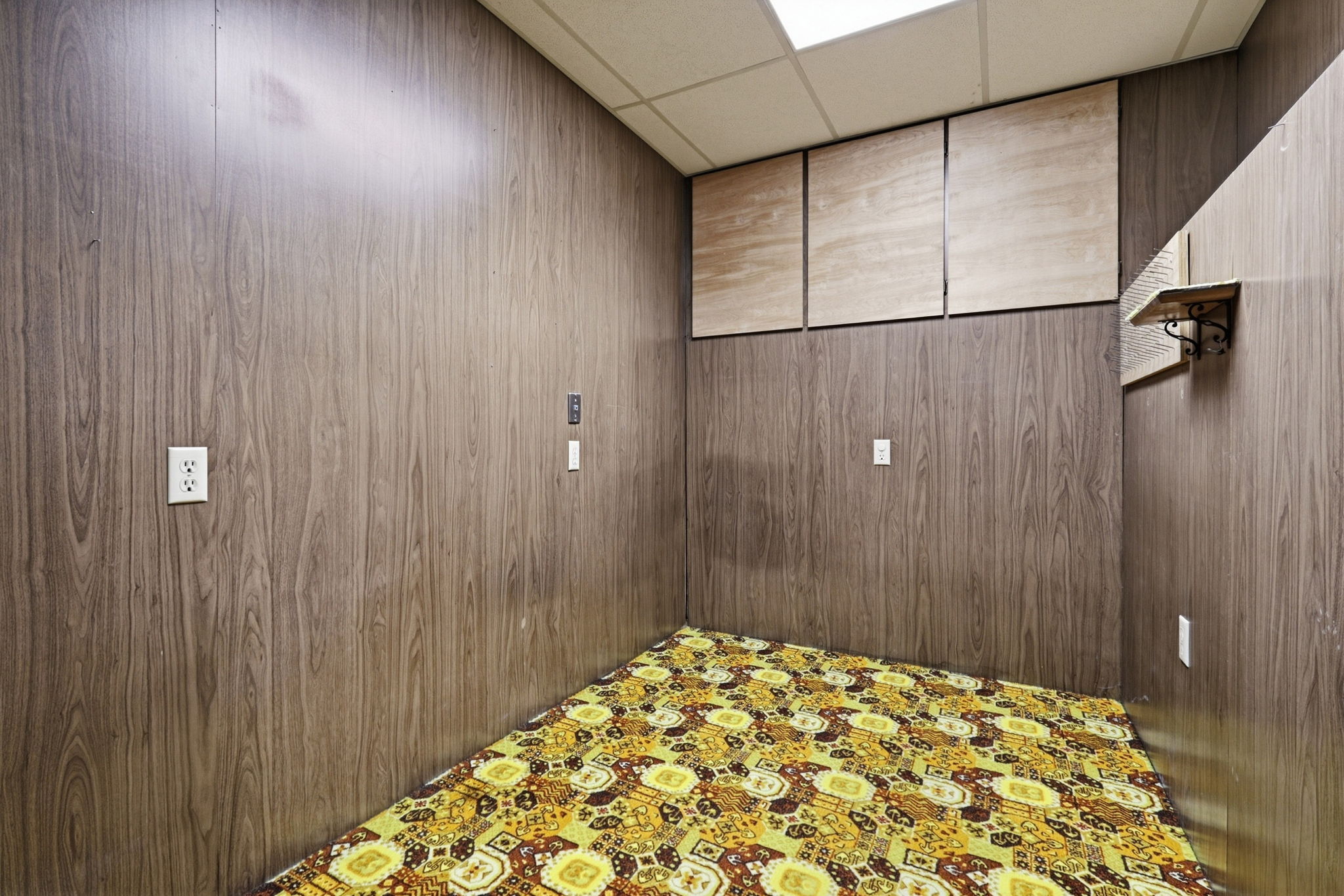  Photo 47