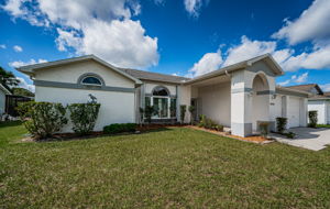 Front Exterior3