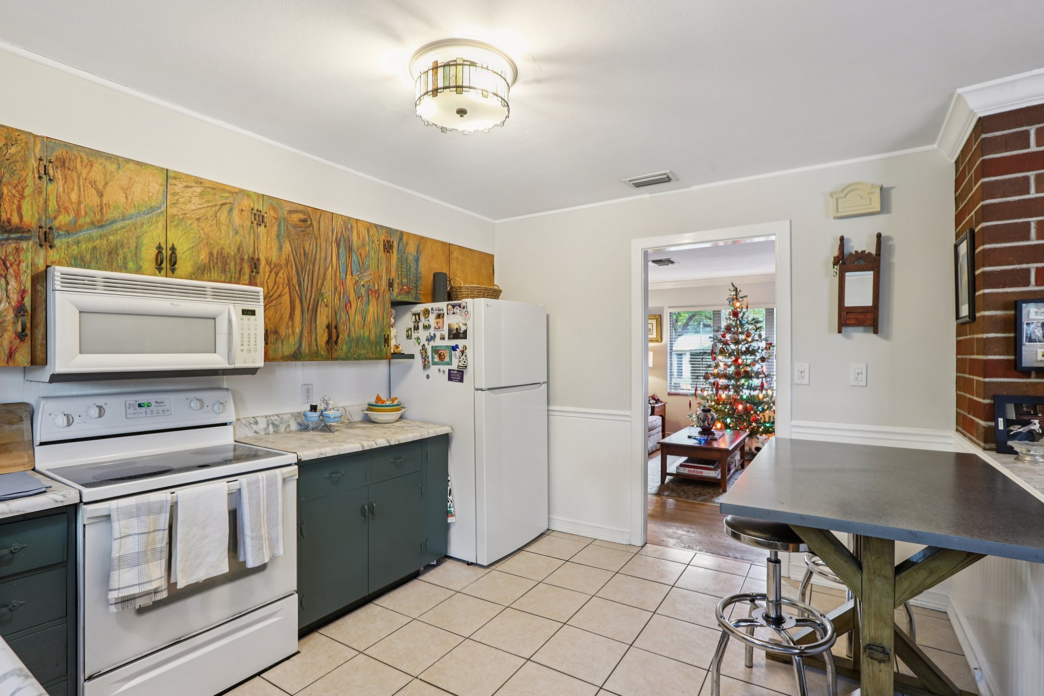 N Edison Ave-S1712-017.jpg