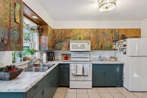 N Edison Ave-S1712-016.jpg