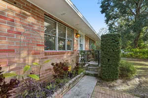 N Edison Ave-S1712-029.jpg