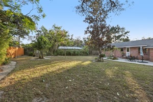 N Edison Ave-S1712-043.jpg