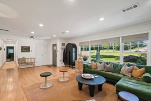 Vinewood Dr-L2907-011.jpg