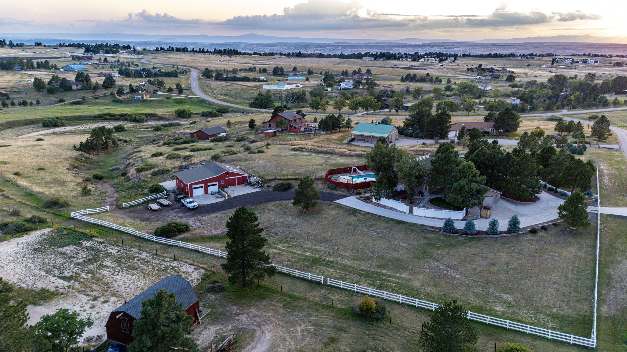 Beautifully Fenced Acreage