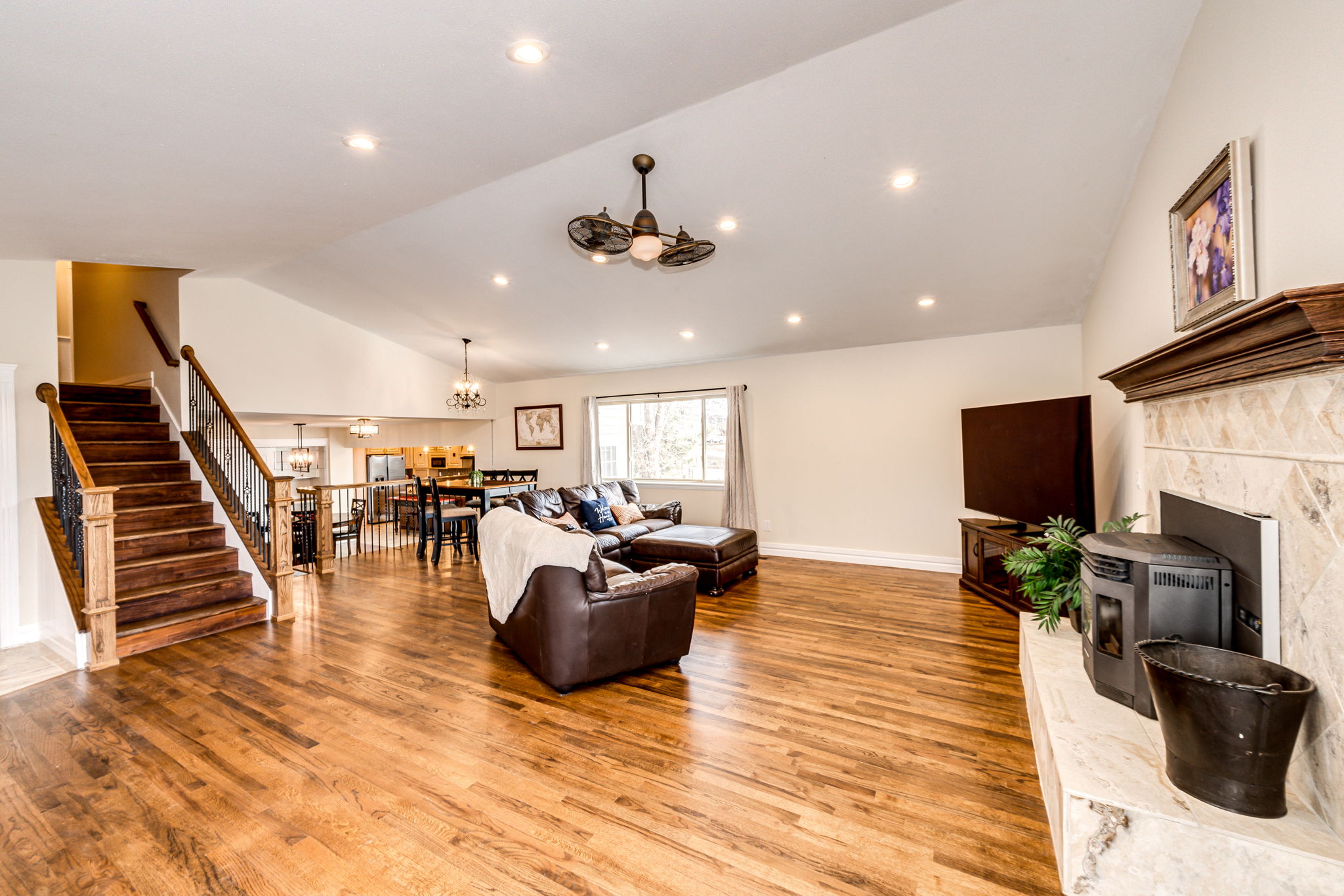 Grand Living Room w Pellet Fireplace