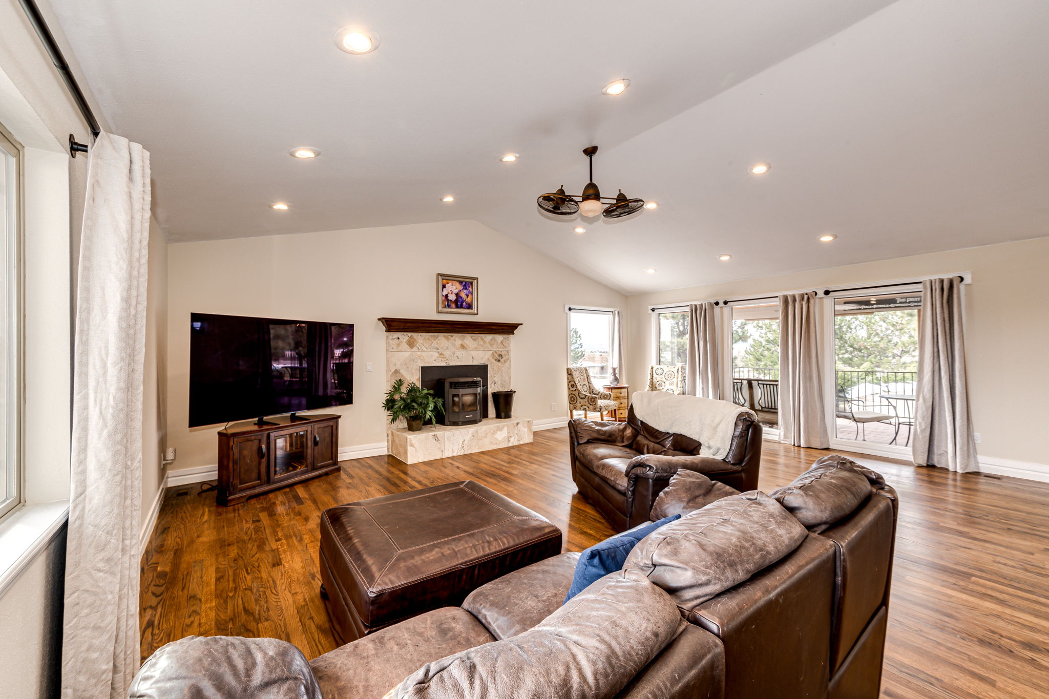 Grand Living Room Captures Mtn Views