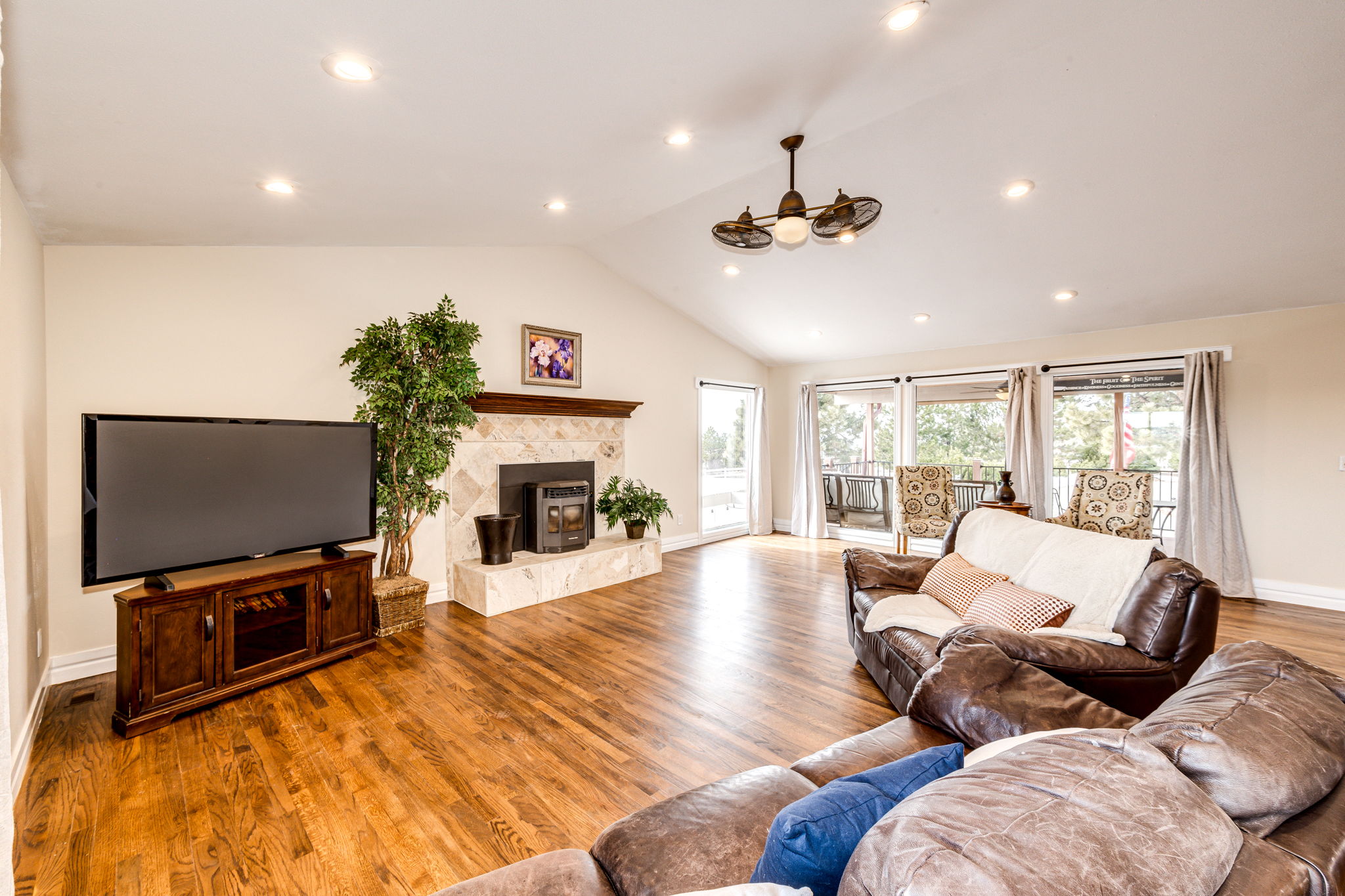 Grand Living Room Captures Mtn Views