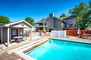 Pool House w Multiple Patios