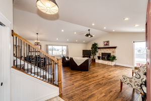 Grand Living Room w Soaring Vaults