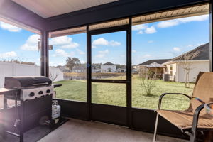 Screened-in Porch