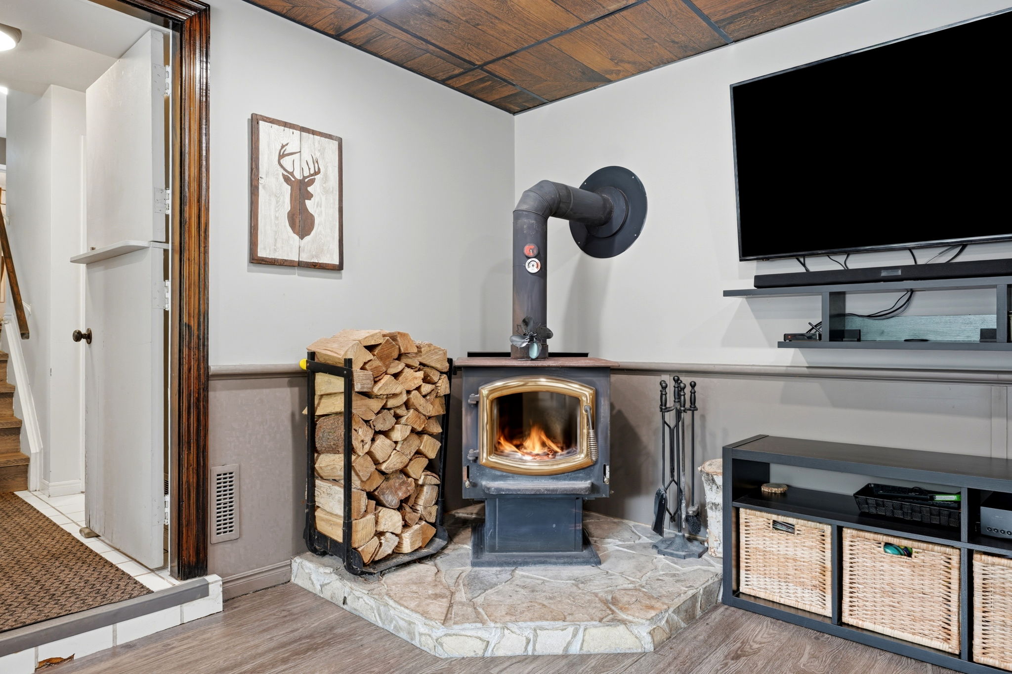  Photo 44