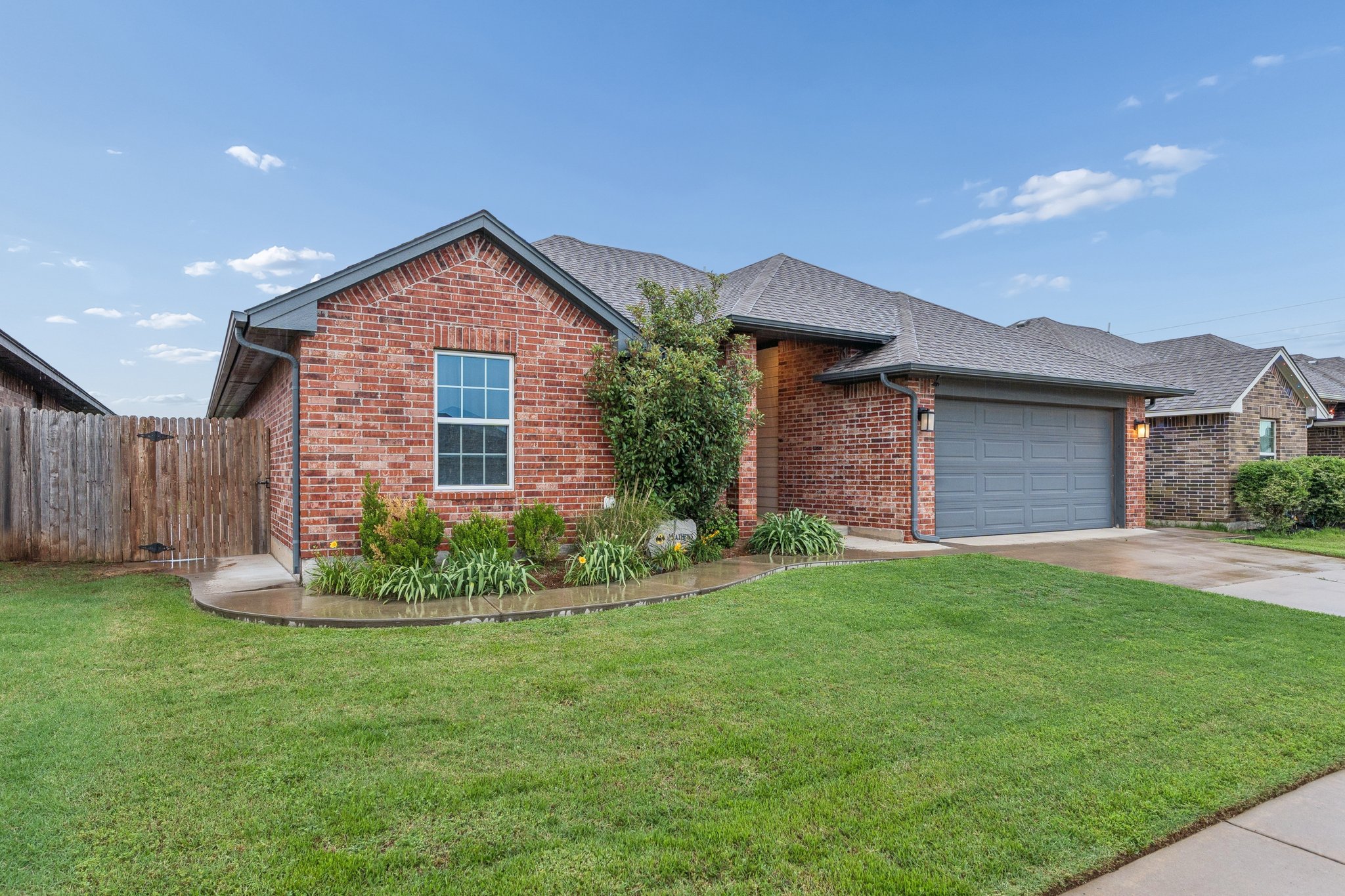 9409 NW 87th Pl_004.jpg