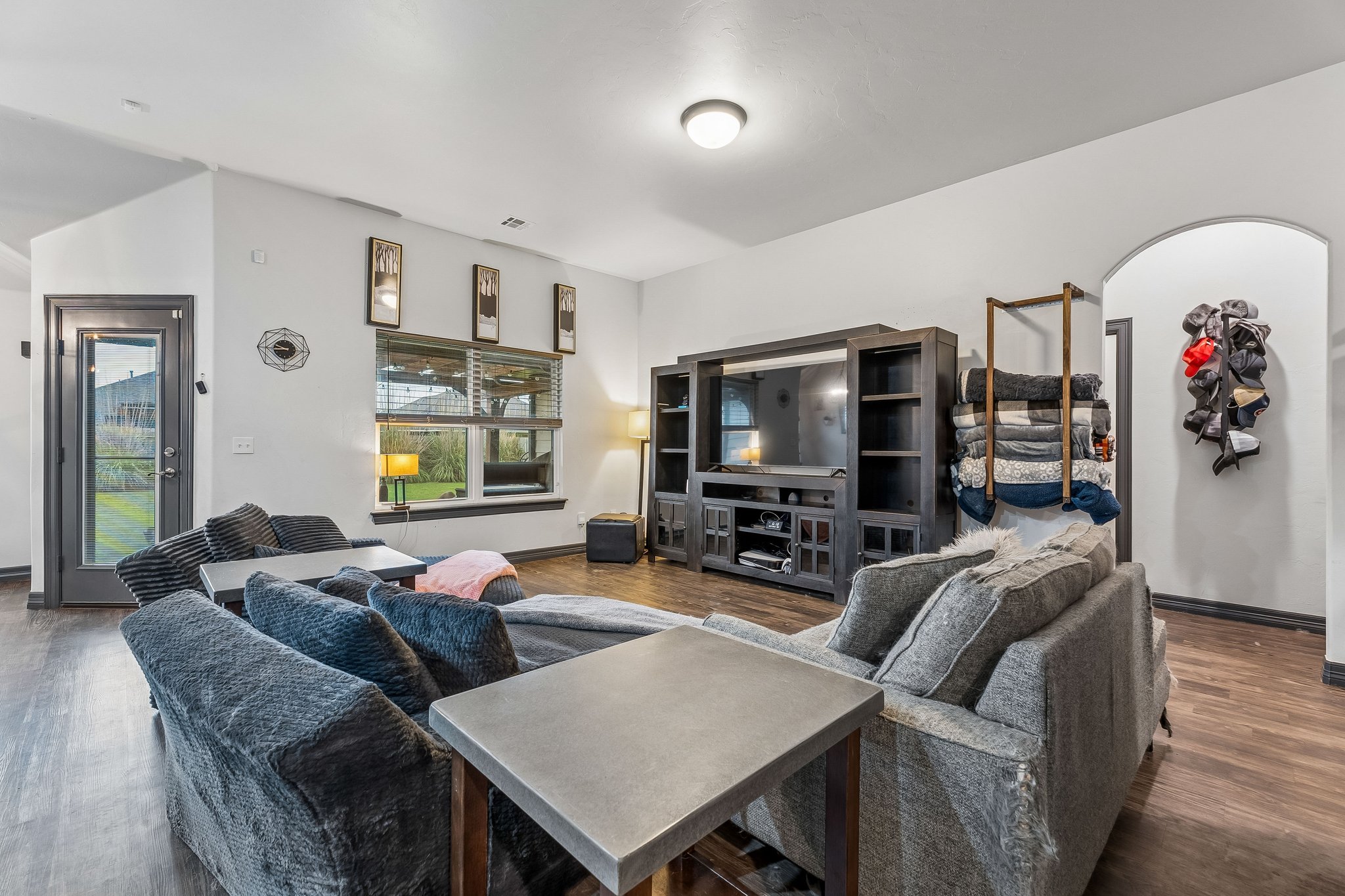 9409 NW 87th Pl_004 (2).jpg
