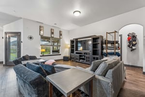9409 NW 87th Pl_004 (2).jpg