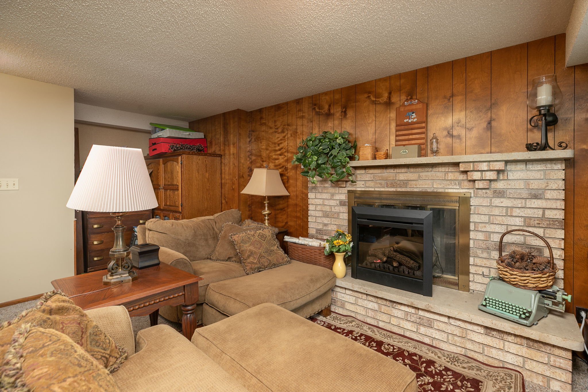 23-Family Room