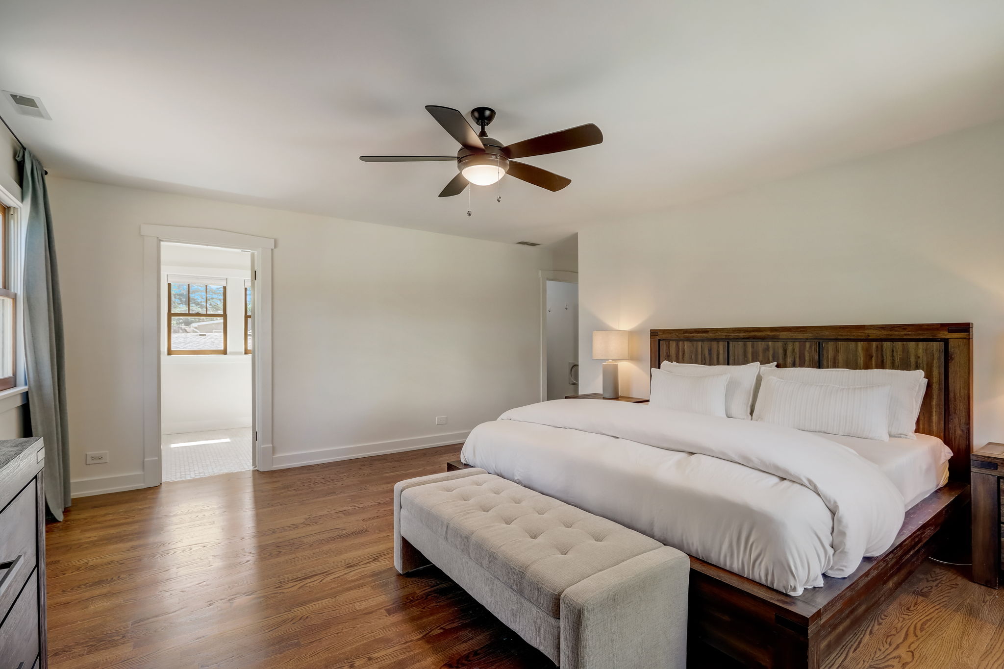 N Dunton Ave-031