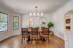 N Dunton Ave-015