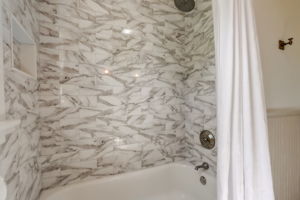 N Dunton Ave-046