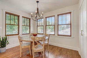 N Dunton Ave-023
